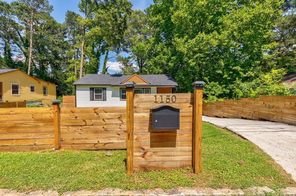 1150 Wyland Dr, Atlanta, GA 30310-3737