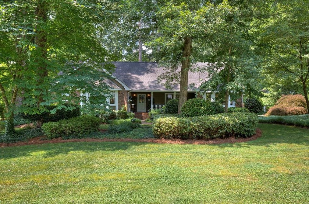 10 River Place Dr, Rome, GA 30165-8534