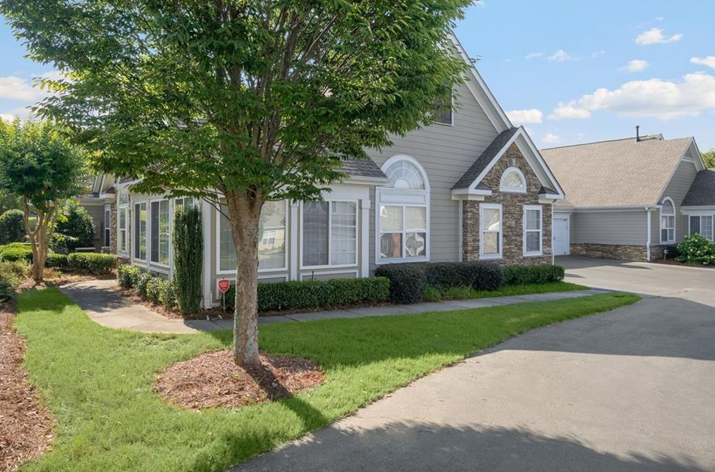 6107 Menlow Ct, Cumming, GA 30041-6164