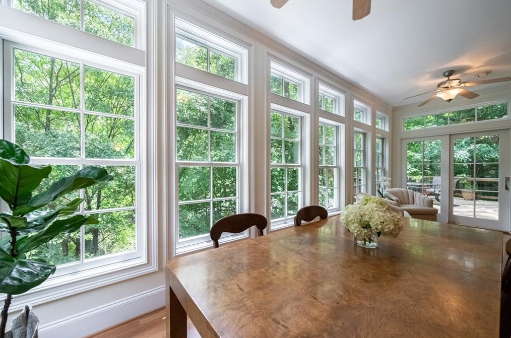 4617 Woodland Brook Dr, Atlanta GA  30339-5368 exterior