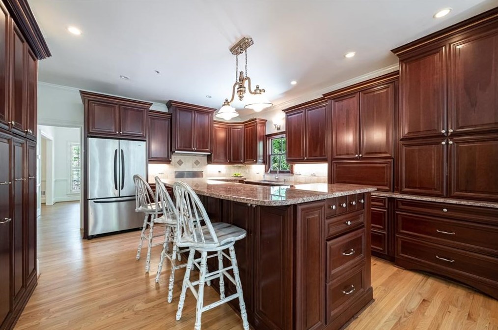 4617 Woodland Brook Dr, Atlanta GA  30339-5368 exterior