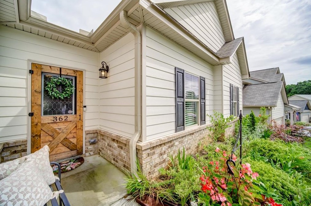 362 Stable View Loop, Dallas, GA 30132-6212
