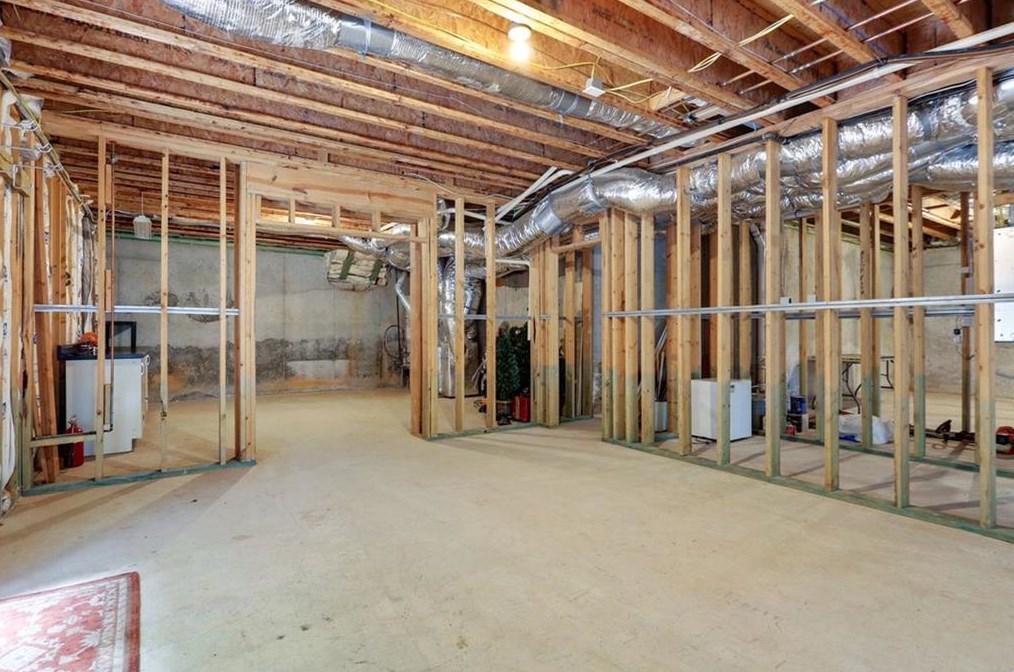 2862 Laurelgate Dr, Decatur GA  30033-1463 exterior