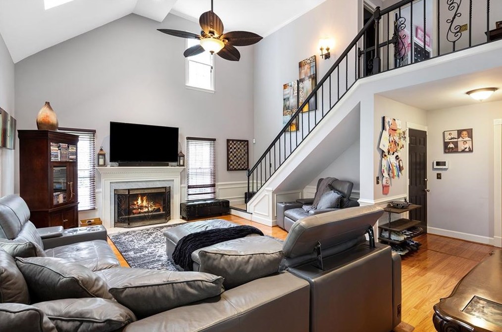 3000 Georgian Manor Dr, Alpharetta, GA 30022-5298