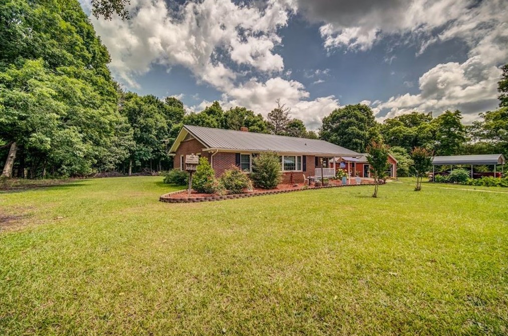 645 Crooked Creek Rd, Athens, GA 30607-3633