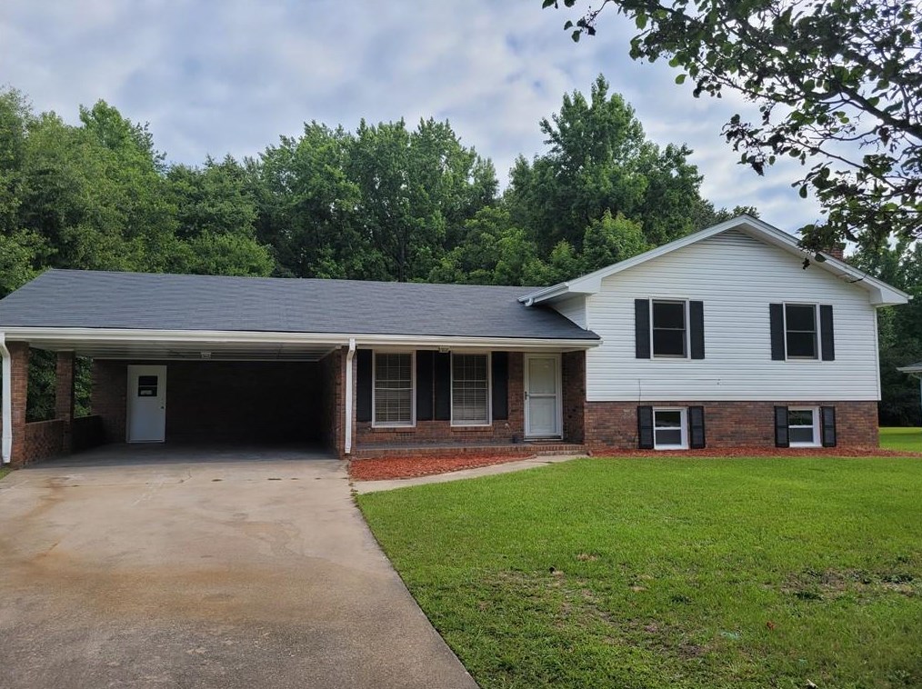 1935 Leigh Dr, Conyers, GA 30094