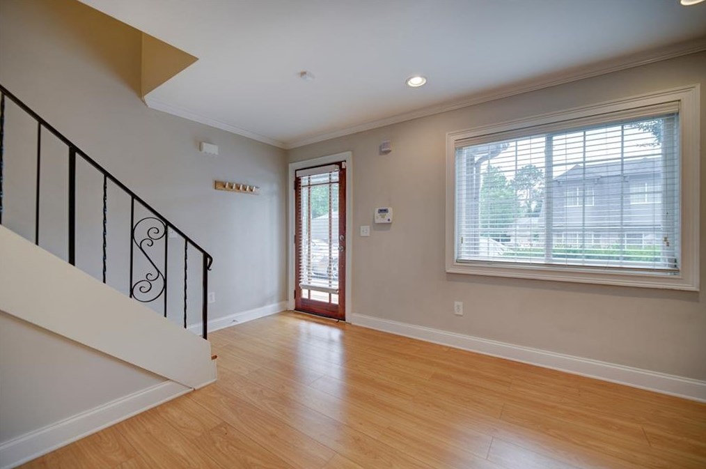 121 Rondak Cir, Smyrna GA  30080-4546 exterior