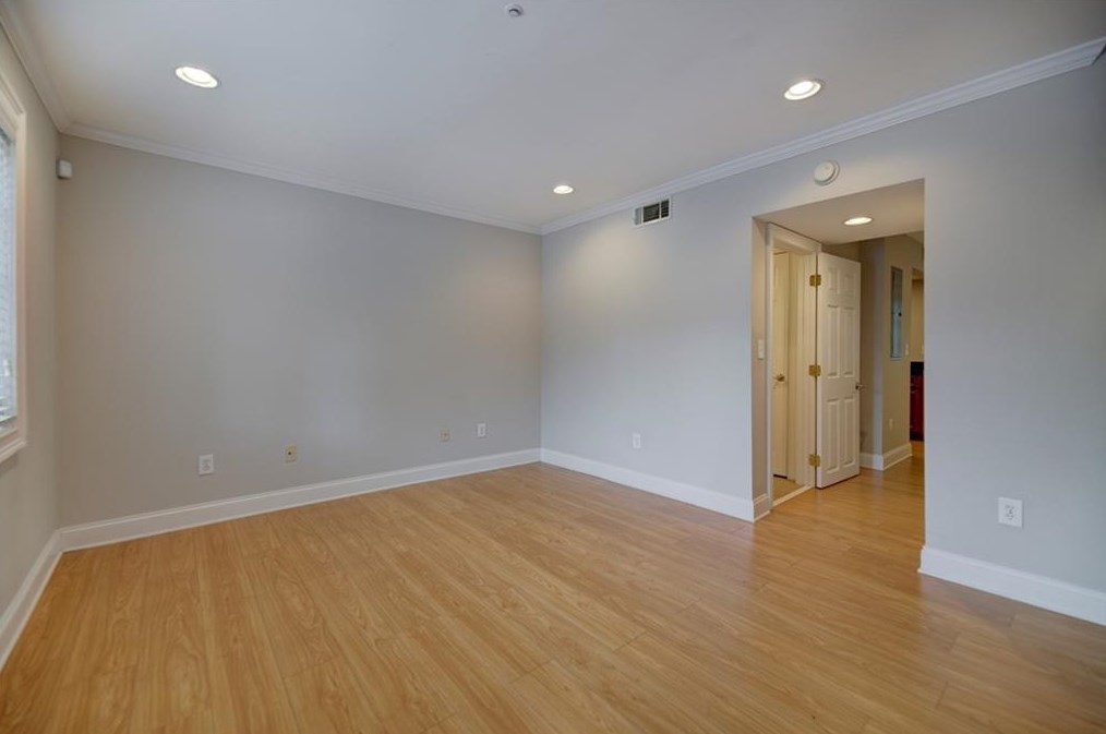 121 Rondak Cir, Smyrna GA  30080-4546 exterior