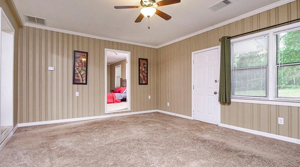 1925 Oak Valley Rd, Decatur GA  30035-1954 exterior