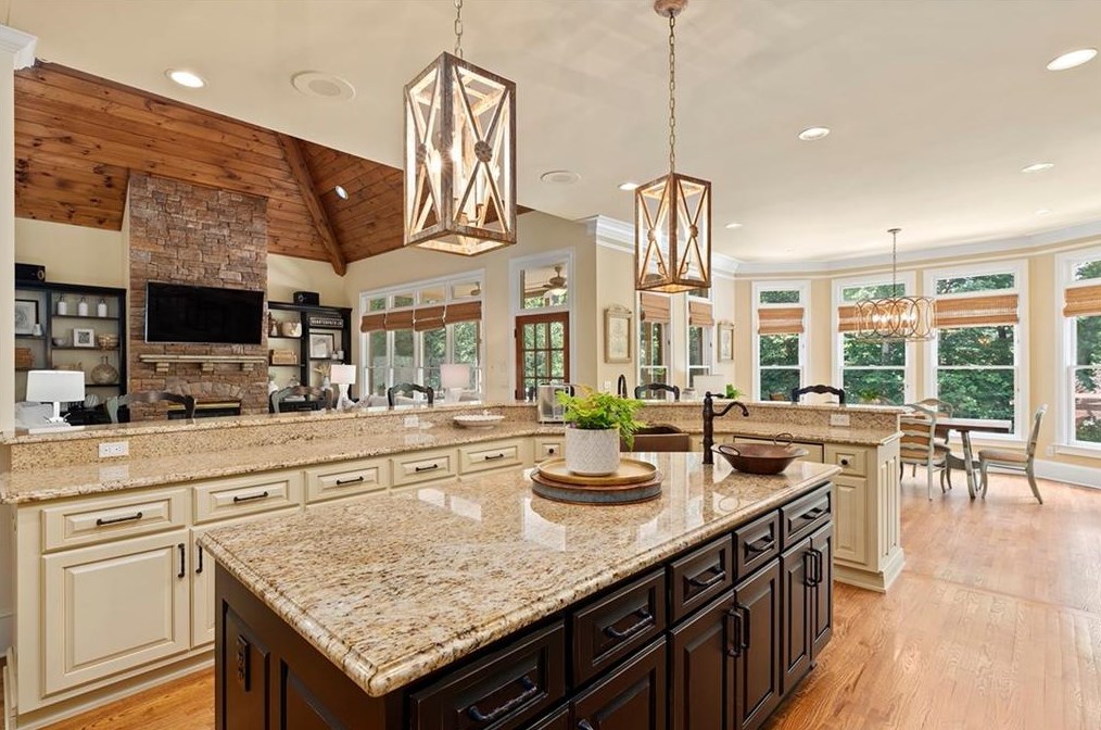 780 Quarterpath Ln, Alpharetta, GA 30004-6987