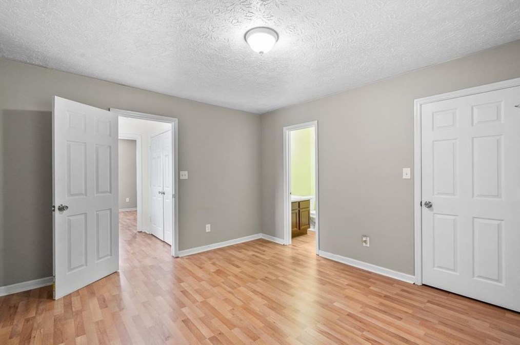 3201 Kingswood Pl, Decatur GA  30034-6715 exterior