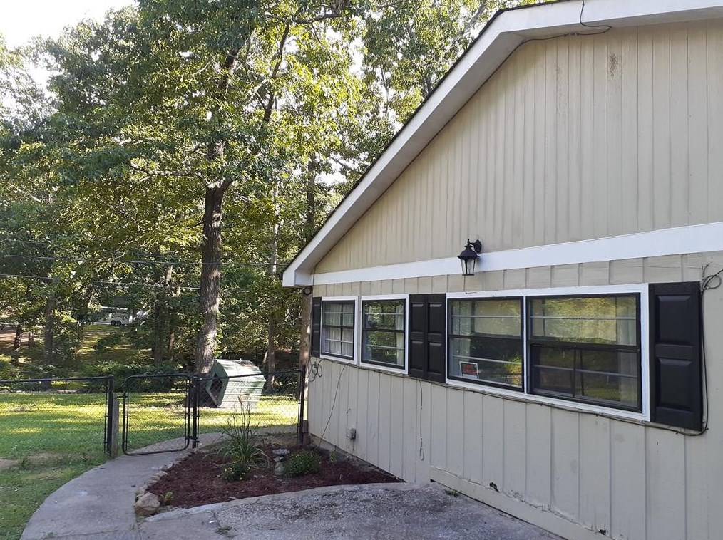 7021 Capps Ferry Rd, Douglasville, GA 30135-6313