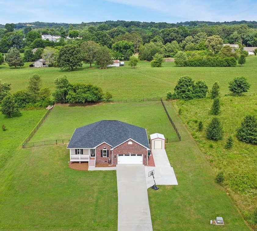 146 Hurds Pathway, Calhoun, GA 30701