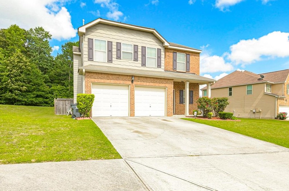 4868 Locherby Dr, Fairburn, GA 30213-4386