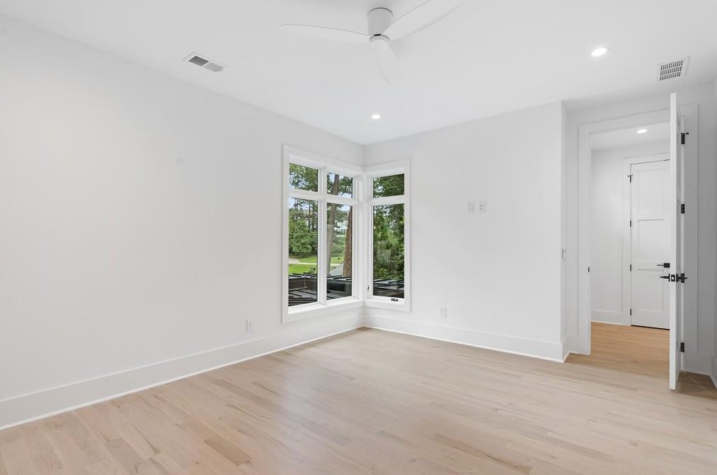 1232 Vista Valley Dr, Atlanta GA  30329-3452 exterior