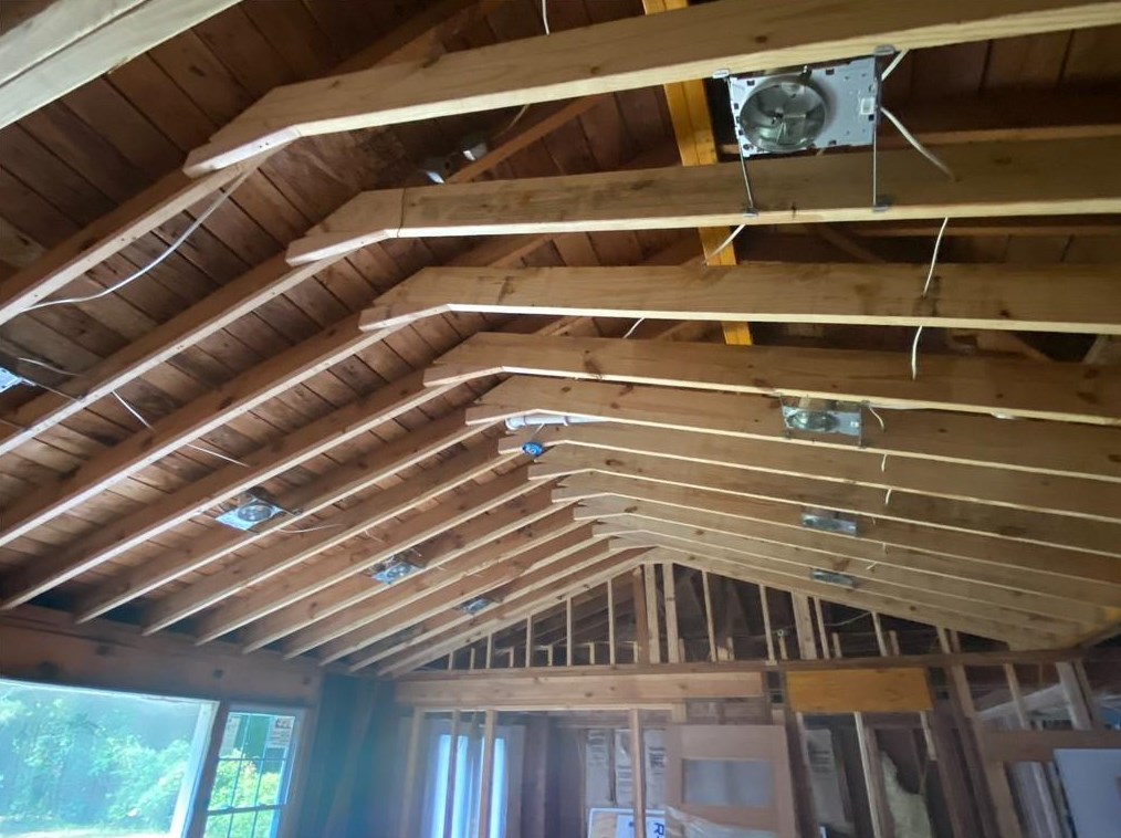 2562 Miriam Ln, Decatur GA  30032-5729 exterior