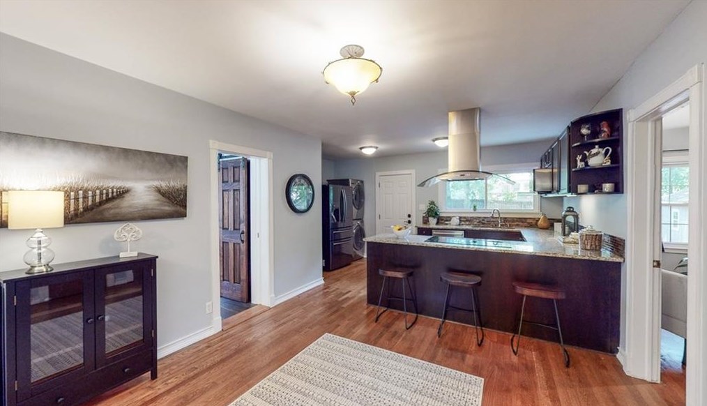 2348 Eastway Rd, Decatur GA  30033-5546 exterior