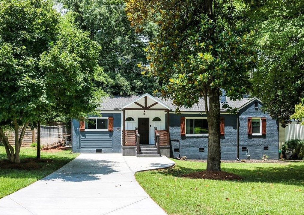 2348 Eastway Rd, Decatur, GA 30033-5546