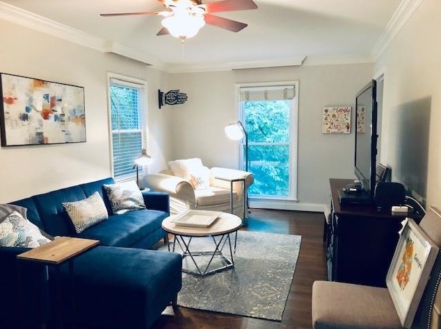 9930 La View Cir, Roswell, GA 30075-4635