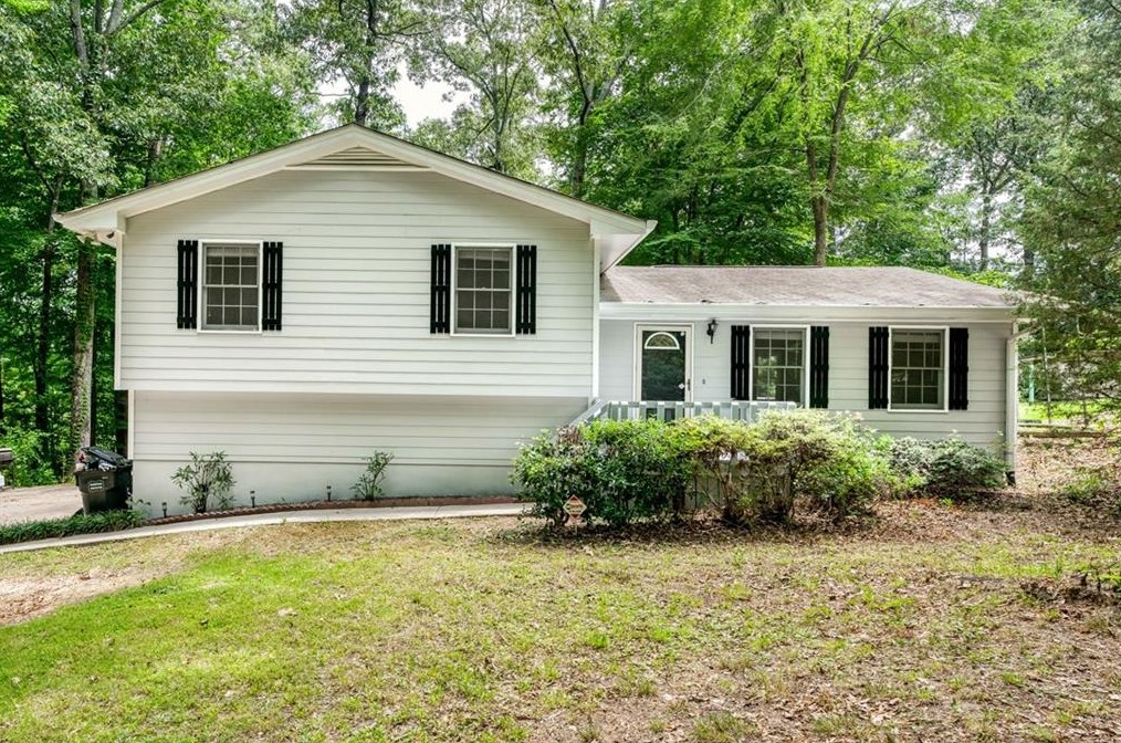 866 Loggins Trl, Lawrenceville, GA 30043-3769