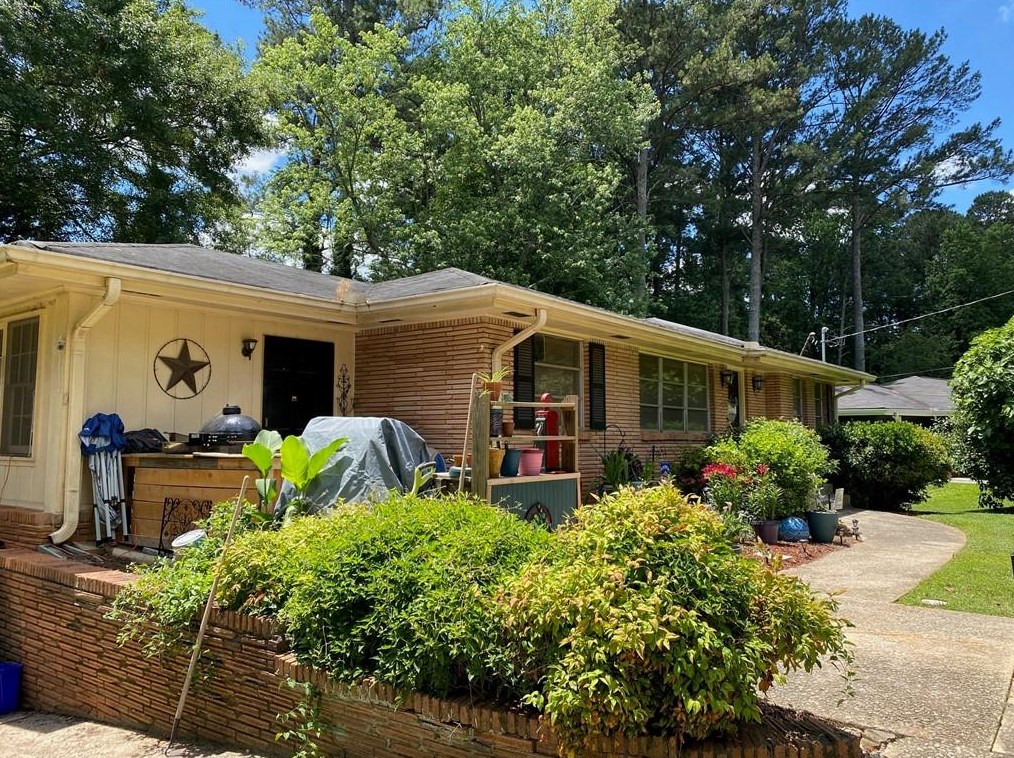 920 Lake Ct, Smyrna, GA 30082-2809