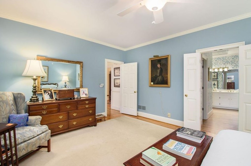 13 Downshire Cir, Decatur GA  30033-1437 exterior