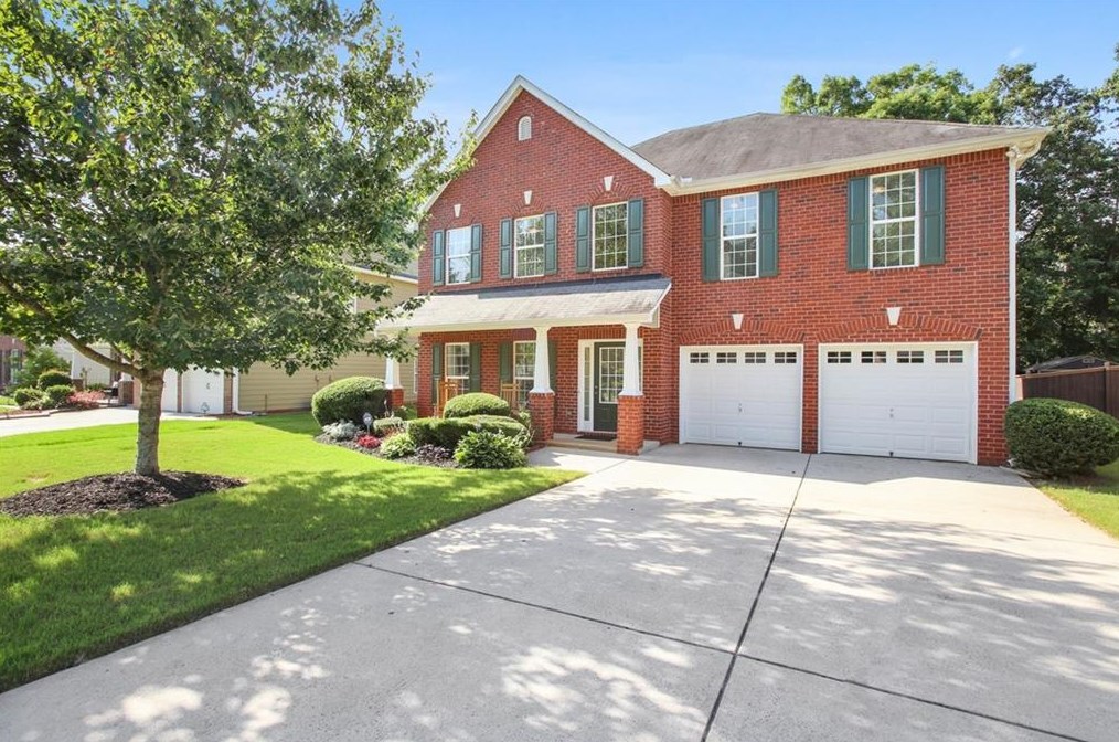 5517 Mossy View Dr, Douglasville, GA 30135-1226