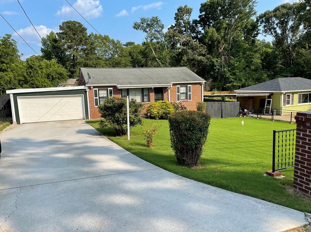 4203 Sherwood Ave, Decatur, GA 30035-1967