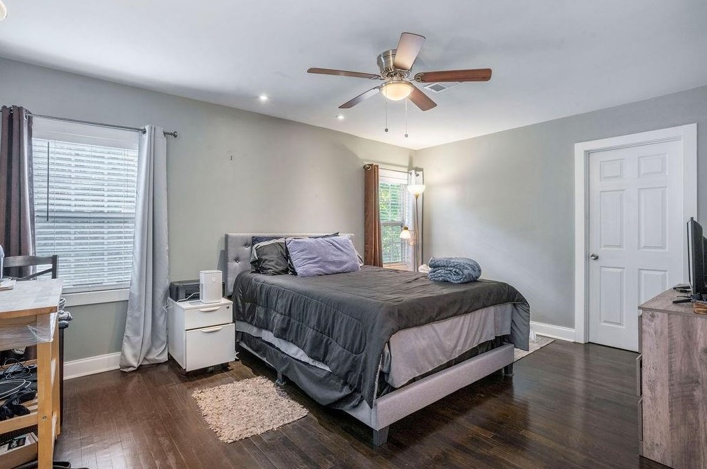 3266 Glenwood Rd, Decatur GA  30032-3226 exterior