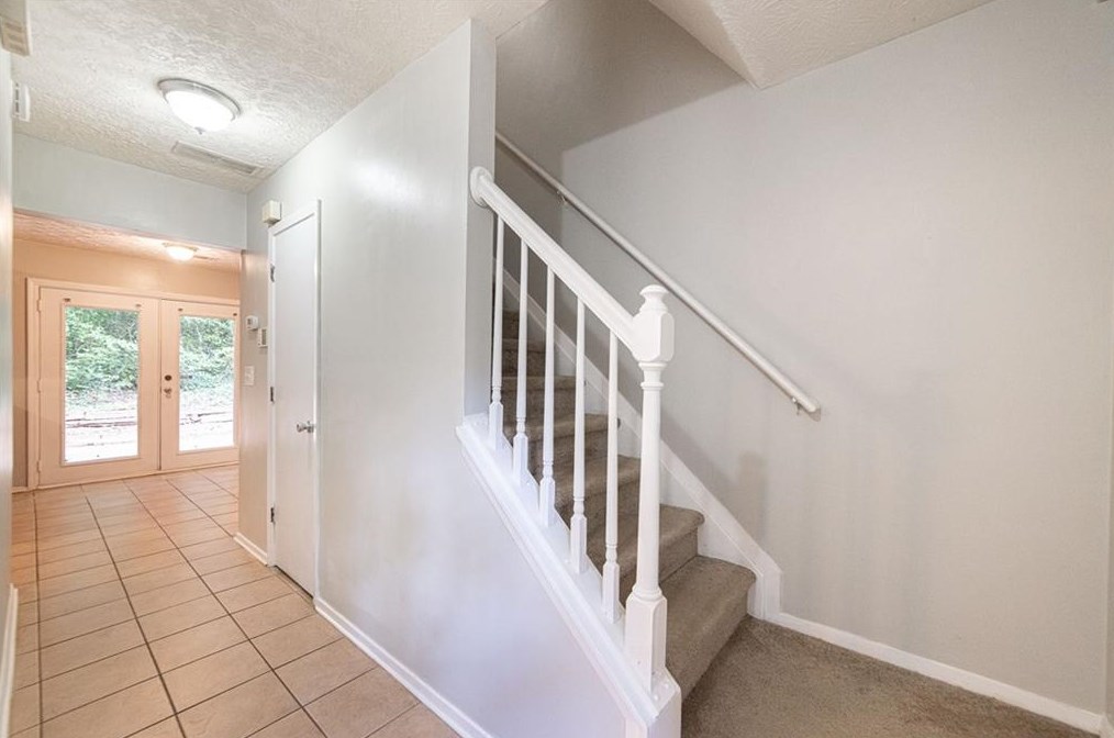 515 Ridgedale Way, Lawrenceville GA  30044-5268 exterior