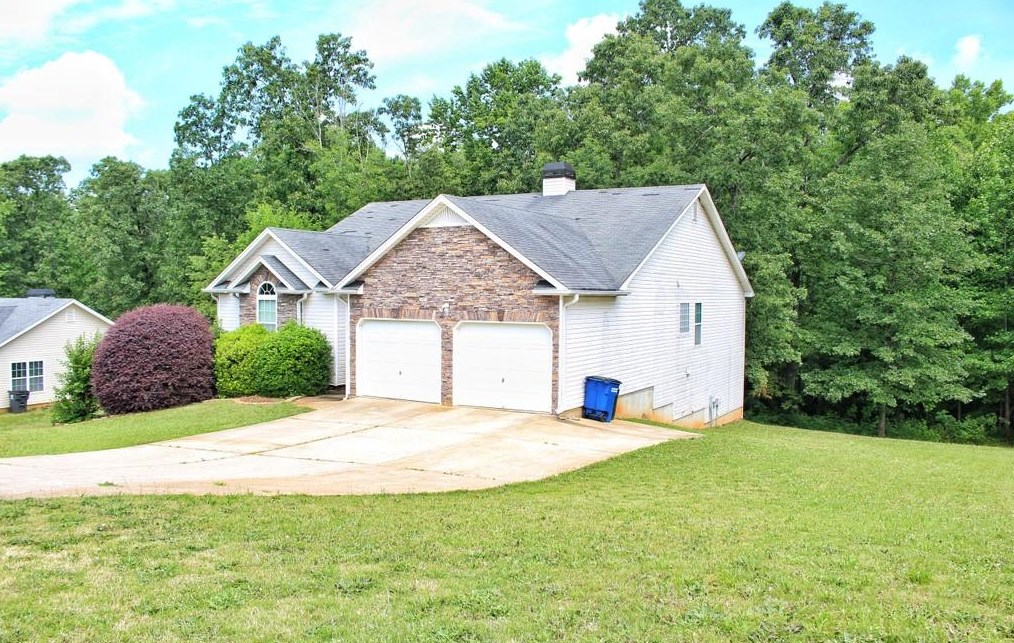 10 Brookridge Ct, Douglasville, GA 30134-5379