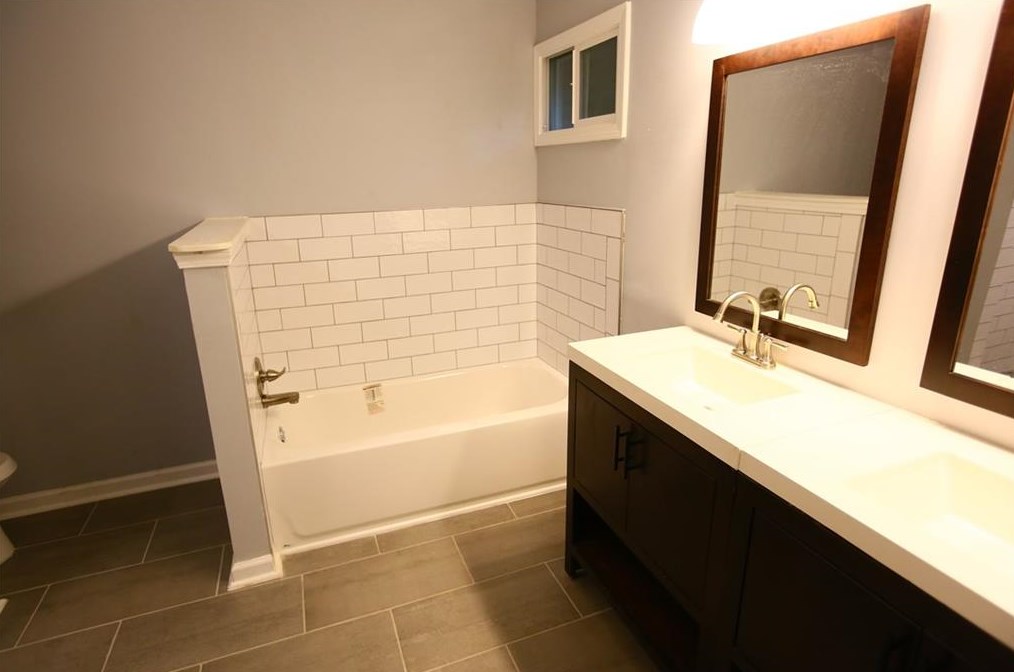 2393 Timber Ridge Ct, Decatur GA  30032-6325 exterior