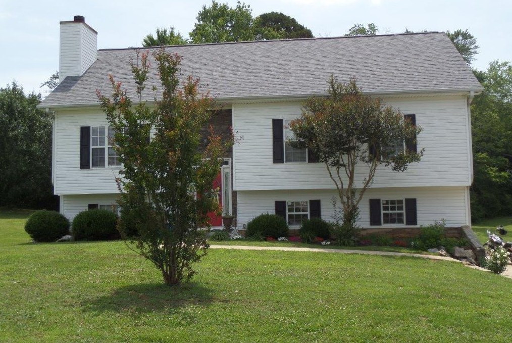 6201 Green Mountain Ln, Clermont, GA 30527
