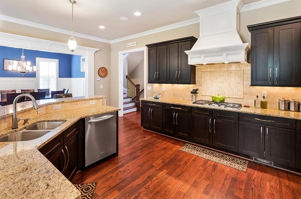 1133 Wimberly Rd, Atlanta GA  30319-2636 exterior