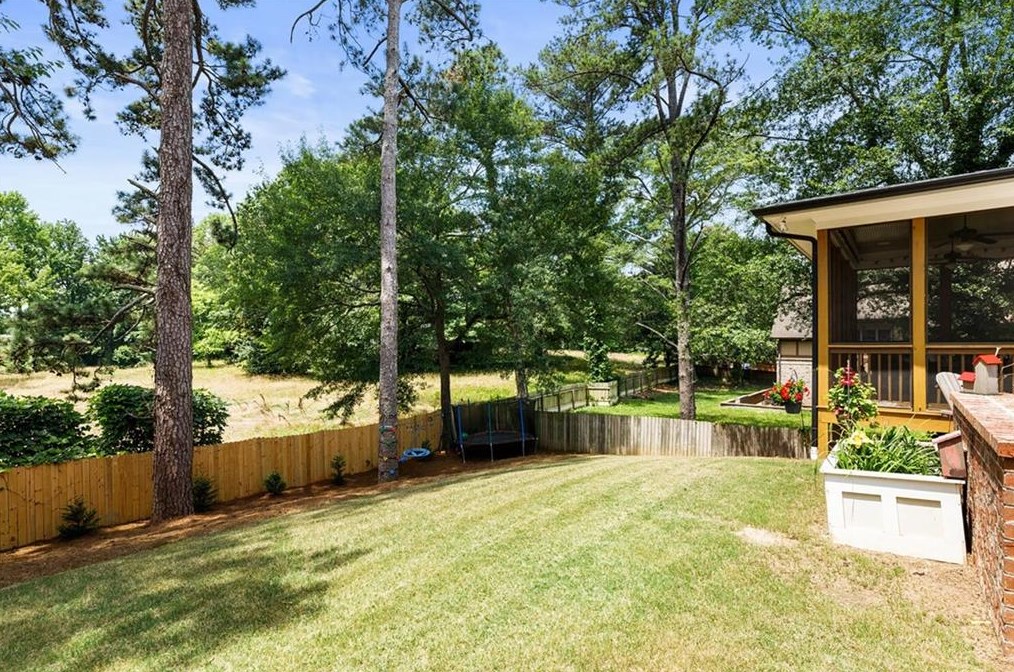 1133 Wimberly Rd, Atlanta GA  30319-2636 exterior