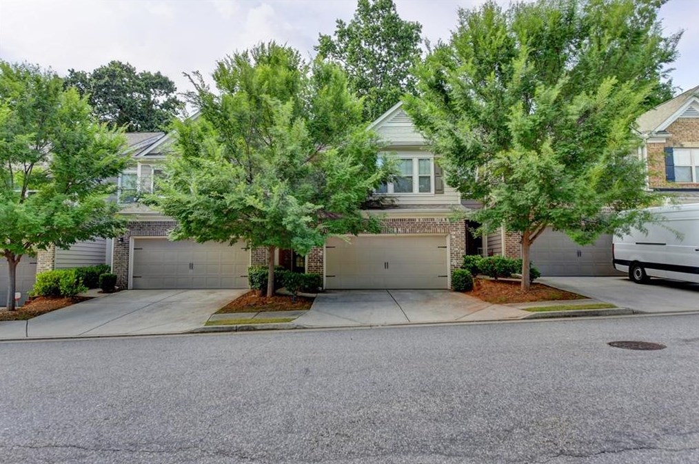 811 Justins Place Ct, Lawrenceville, GA 30043-7324