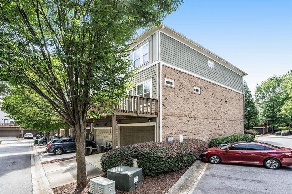 3107 Turman Cir, Decatur GA  30033-3256 exterior