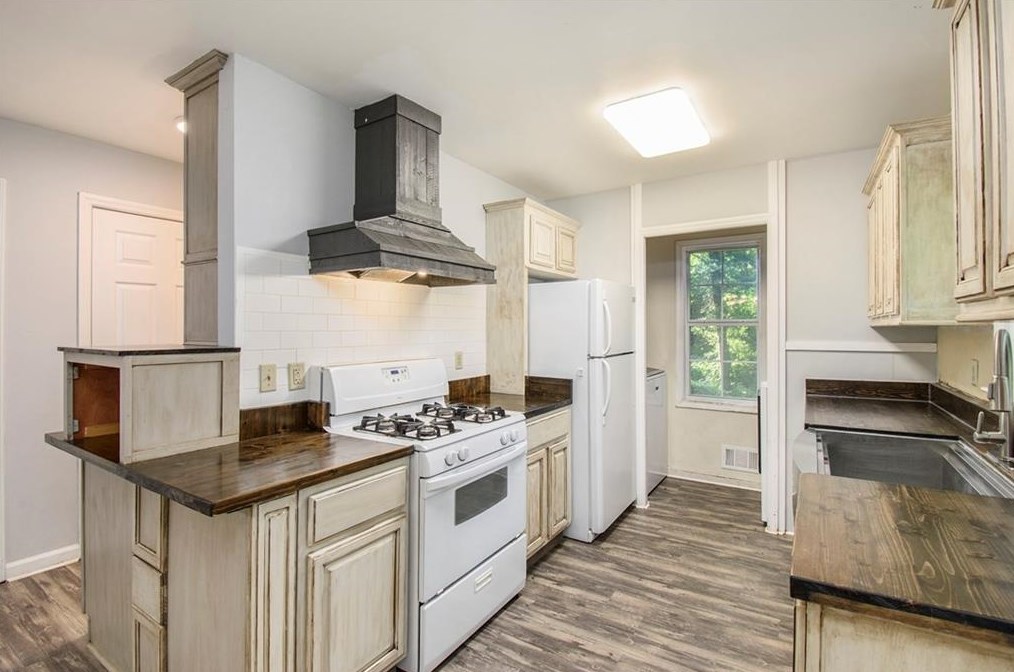 2976 Pebblebrook Dr, Buford, GA 30518