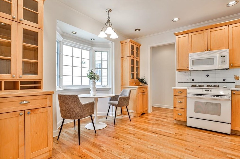 332 Lamont Dr, Decatur GA  30030-2343 exterior