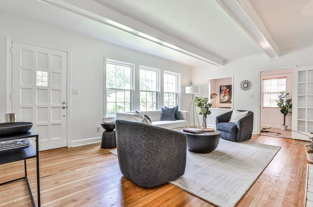 332 Lamont Dr, Decatur GA  30030-2343 exterior