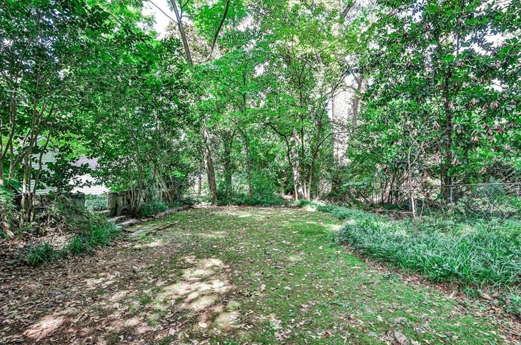 332 Lamont Dr, Decatur GA  30030-2343 exterior