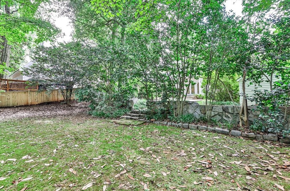 332 Lamont Dr, Decatur GA  30030-2343 exterior