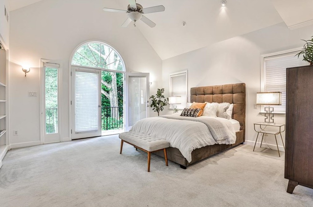 332 Lamont Dr, Decatur GA  30030-2343 exterior