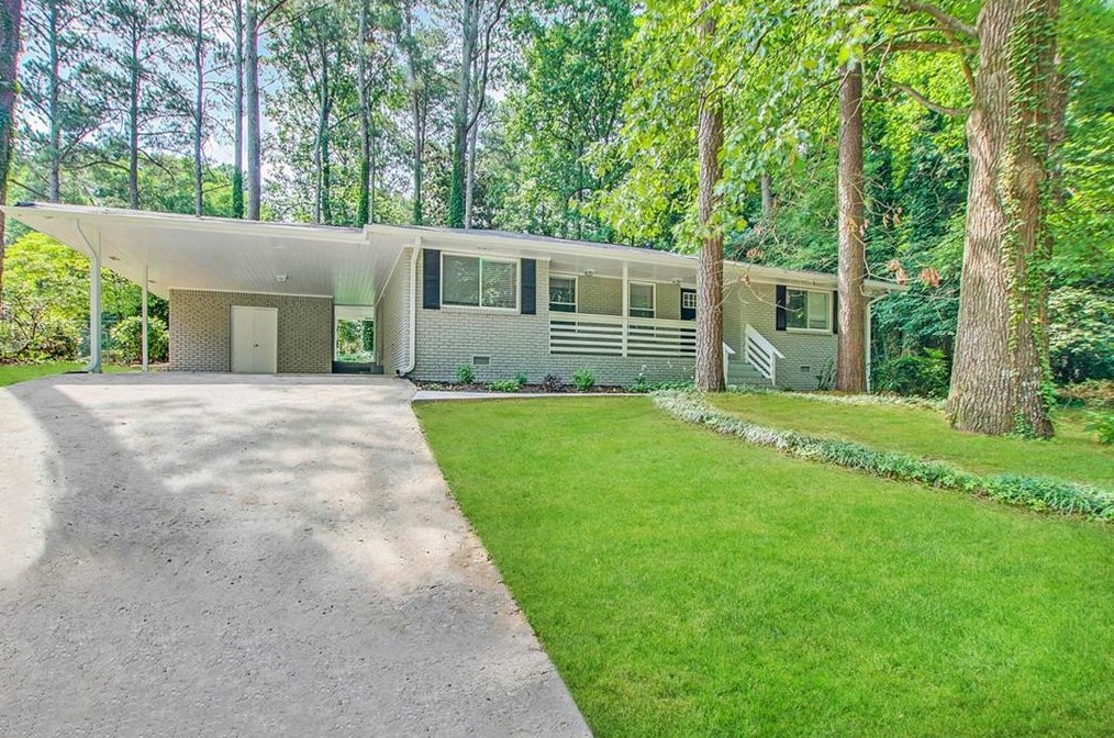 3873 W Hilda Cir, Decatur, GA 30035