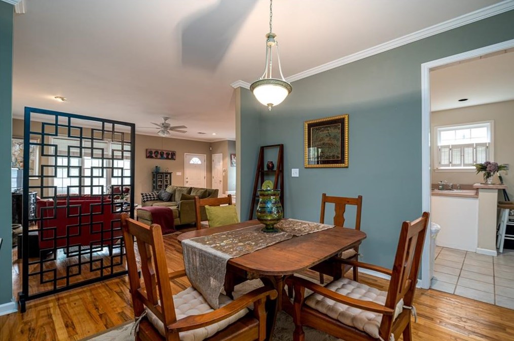 585 Orchard Ct, Atlanta GA  30312-2945 exterior