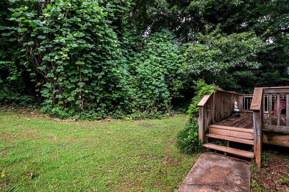 585 Orchard Ct, Atlanta GA  30312-2945 exterior