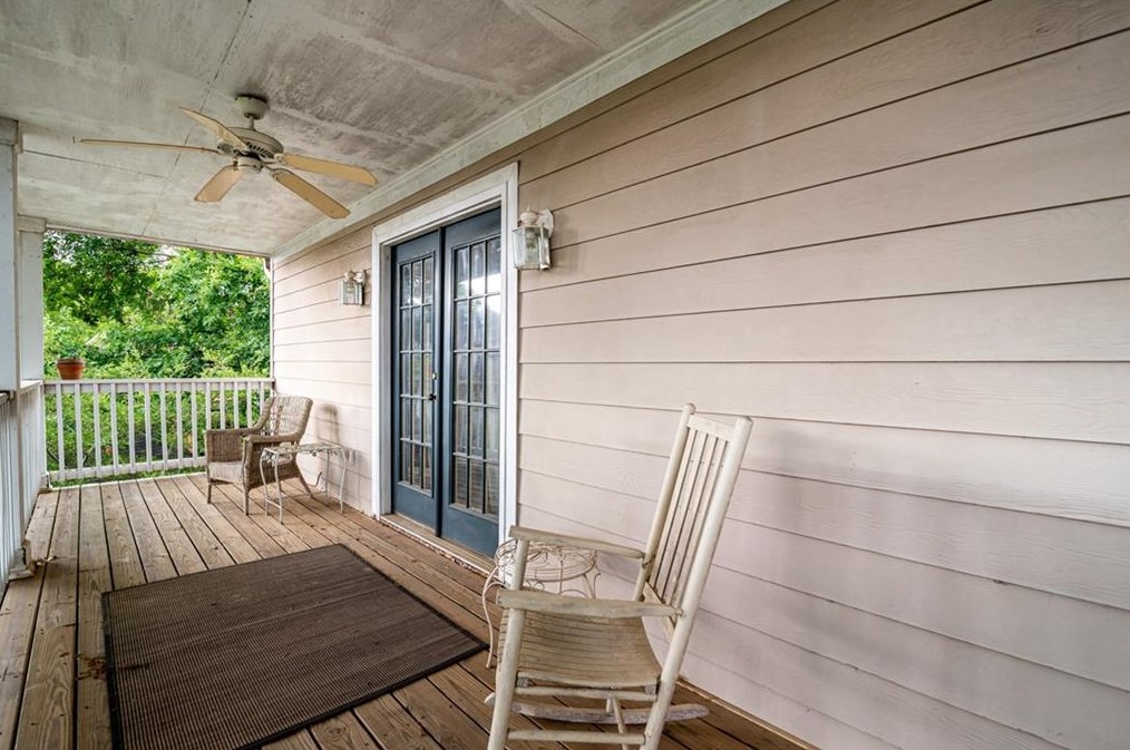 585 Orchard Ct, Atlanta GA  30312-2945 exterior
