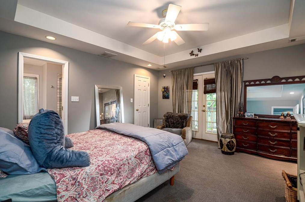 585 Orchard Ct, Atlanta GA  30312-2945 exterior