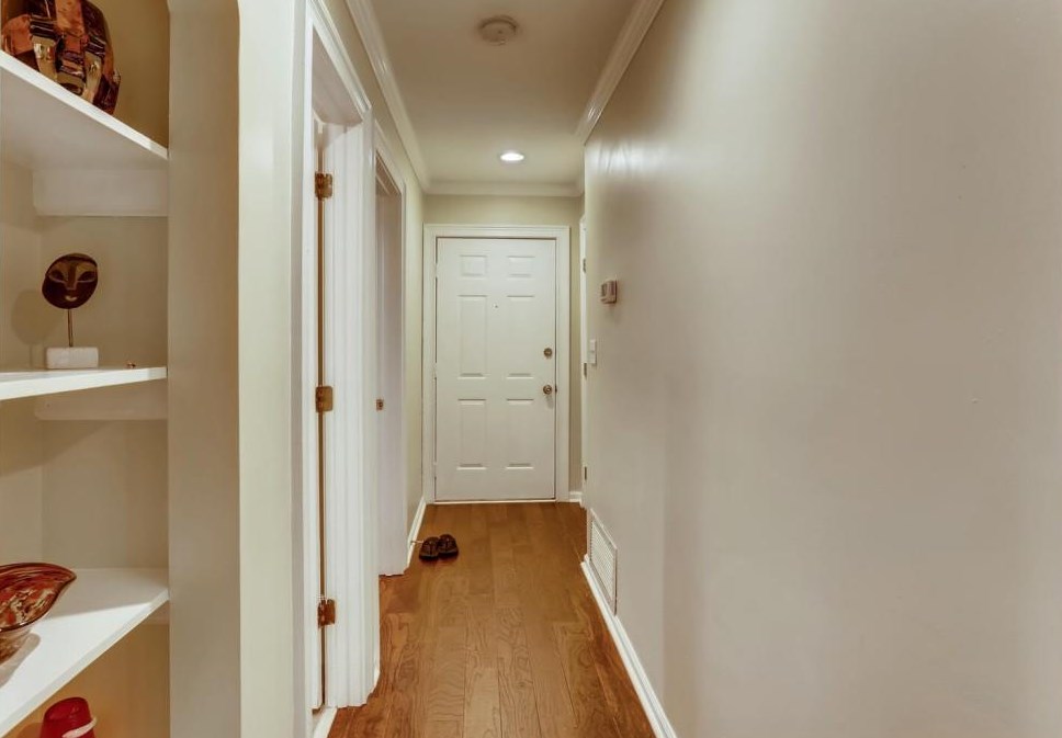 1408 Tuxworth Cir, Decatur GA  30033-5621 exterior