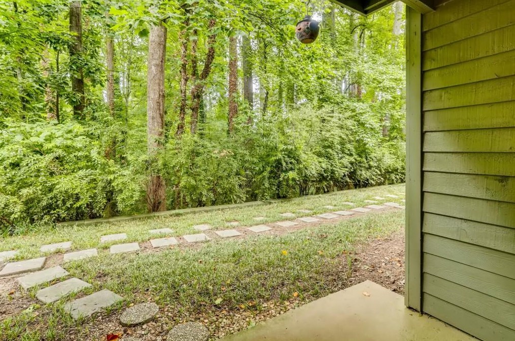 1408 Tuxworth Cir, Decatur GA  30033-5621 exterior